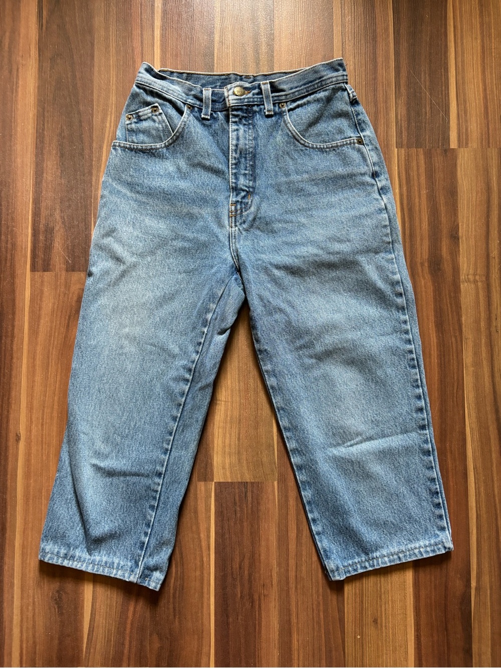 High-Rise Light Blue Denim Capris